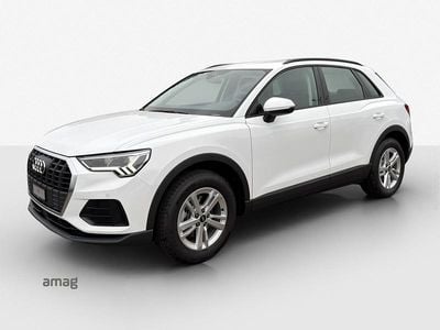 Mythosschwarz metallic Neu 2025 Audi Q3 Attraction SUV | CHF 34’900 (Superpreis)