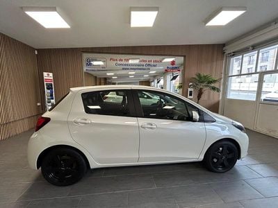 Weiss Gebraucht 2014 Toyota Yaris Hybrid Luna Limousine | CHF 15’900 (Teuer)