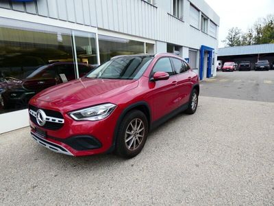 Mercedes GLA200