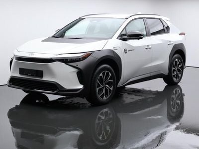 Weiss Gebraucht 2025 Toyota bZ4X Style SUV | CHF 36’900 (Fairer Preis)