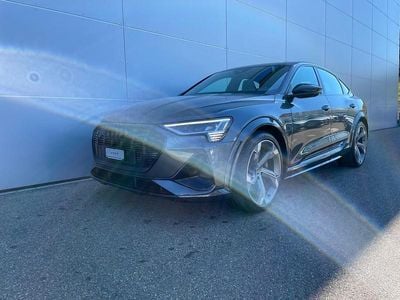 Grau Gebraucht 2023 Audi e-tron Premium SUV | CHF 39’999 (Superpreis)