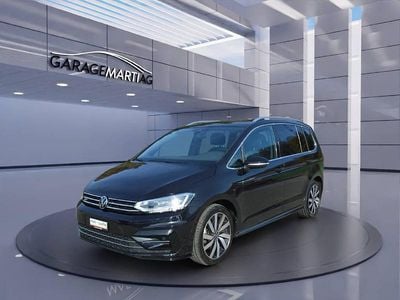 Schwarz Gebraucht 2022 VW Touran Highline Van / Kleinbus | CHF 34’600