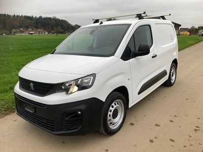 Gebraucht 2020 Peugeot Partner Premium Van / Kleinbus | CHF 11’980 (Teuer)