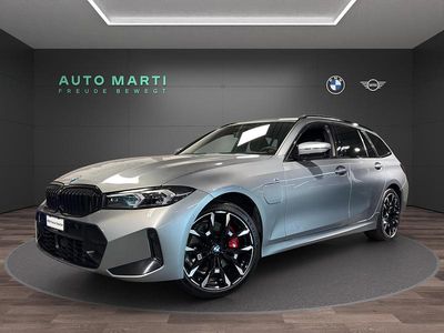 Gebraucht BMW 330e M Sport 292 PS (214 kW) 2025 Grau Kombi