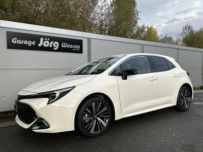 Neu Toyota Corolla Trend 140 PS (102 kW) 2025 Weiss Limousine