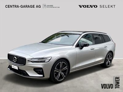 gebraucht Volvo V60 B5 AWD Benzin Mild Hybrid Plus Dark Geartronic