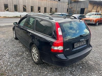 Gebraucht 2005 Volvo V50 Summum Kombi | CHF 699 (Fairer Preis)