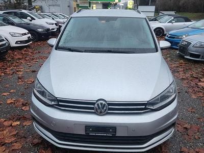 Gebraucht 2017 VW Touran Family Van / Kleinbus | CHF 12’800 (Etwas zu teuer)