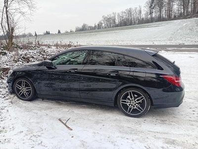 Gebraucht 2018 Mercedes CLA200 Shooting Brake Night Kombi | CHF 14’990