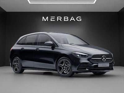 Schwarz Gebraucht 2021 Mercedes B200 AMG line Van / Kleinbus | CHF 29’800 (Teuer)