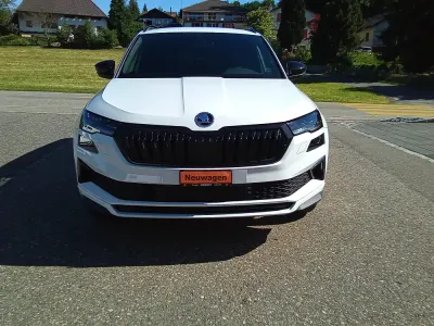 Neu (2026) Skoda Karoq SportLine 190 PS | Superpreis