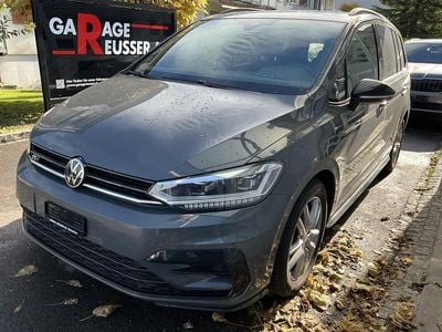Grau Gebraucht 2024 VW Touran R-line Van / Kleinbus | CHF 36’900 (Etwas zu teuer)