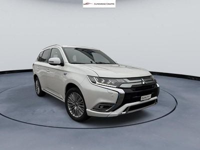 Mitsubishi Outlander P-HEV