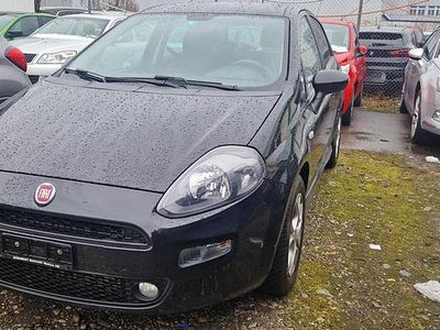 Gebraucht Fiat Punto Young 100 PS (73 kW) 2015 Kleinwagen