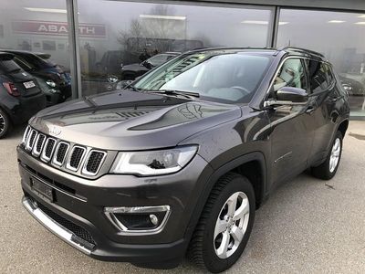 Grau Gebraucht 2018 Jeep Compass Limited SUV | CHF 19’450 (Etwas zu teuer)