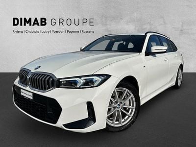 Weiss Gebraucht 2023 BMW 330 M Sport Kombi | CHF 49’900 (Teuer)