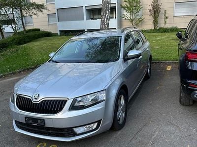 Gebraucht Skoda Octavia Elegance 105 PS (77 kW) 2014 Kleinwagen