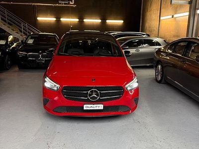 Gebraucht 2019 Mercedes B180 AMG line Van / Kleinbus | CHF 17’900