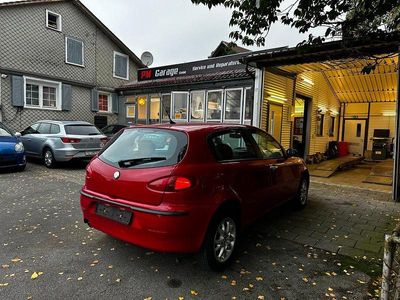 Gebraucht 2004 Alfa Romeo 147 Distinctive Kleinwagen | CHF 3’500