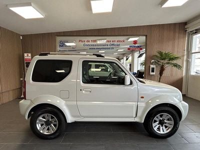Weiss Gebraucht 2009 Suzuki Jimny GL SUV | CHF 15’900 (Etwas zu teuer)