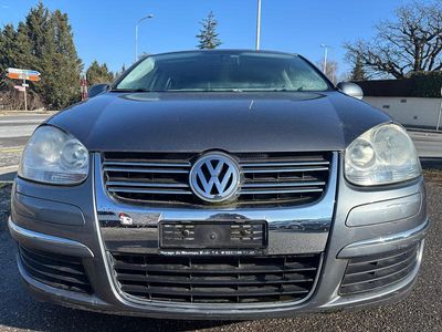 Gebraucht VW Jetta Trendline 105 PS (77 kW) 2008 Limousine