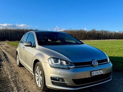 Gebraucht VW Golf VII Comfortline 105 PS (77 kW) 2014
