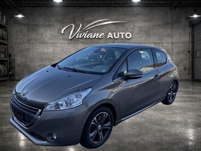 Gebraucht Peugeot 208 Allure 156 PS (114 kW) 2013 Kleinwagen