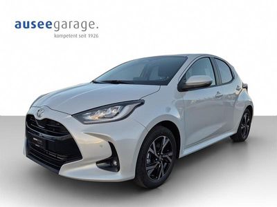 Neu 2025 Toyota Yaris Hybrid Trend Limousine | CHF 31’480 (Teuer)