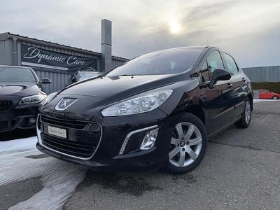 Gebraucht Peugeot 308 Active 120 PS (88 kW) 2012