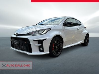 Weiss Gebraucht 2022 Toyota Yaris Sport Limousine | CHF 33’500 (Guter Preis)