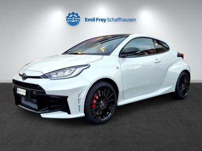 Weiss Gebraucht 2024 Toyota Yaris Sport Limousine | CHF 48’900