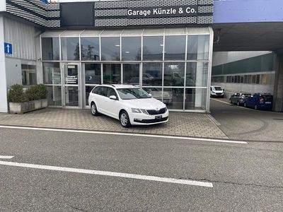 Weiss Gebraucht 2019 Skoda Octavia Ambition Kombi | CHF 13’900 (Fairer Preis)