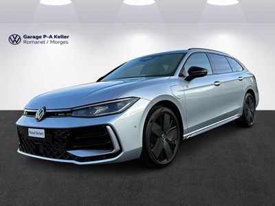 Silber Neu 2025 VW Passat R-line Kombi | CHF 63’900 (Teuer)