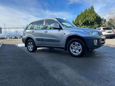 Gebraucht 2003 Toyota RAV4 Terra | CHF 5’900 (Etwas zu teuer)