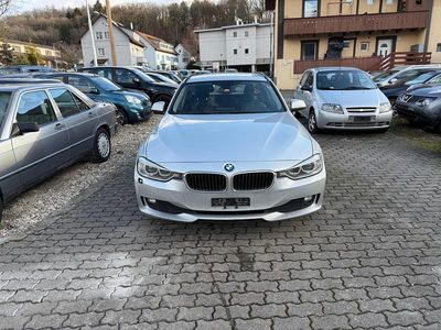 Gebraucht BMW 318 Sport Line 143 PS (105 kW) 2014 Kombi