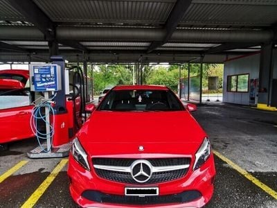 Gebraucht Mercedes A180 Urban 122 PS (89 kW) 2015