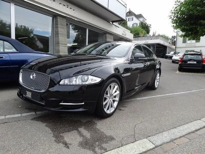 Jaguar XJ