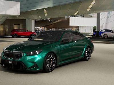 Grün Neu 2025 BMW M5 Shadowline Limousine | CHF 163’000