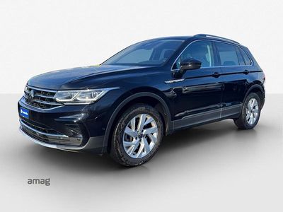 Deepblack perleffekt Gebraucht 2023 VW Tiguan Elegance SUV | CHF 40’990 (Fairer Preis)