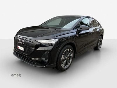 Mythosschwarz metallic Gebraucht 2024 Audi Q4 e-tron Ambiente SUV | CHF 46’990 (Fairer Preis)