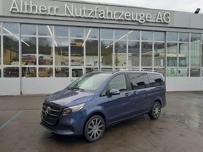 Blau Neu 2025 Mercedes V250 Van / Kleinbus | CHF 87’900 (Etwas zu teuer)