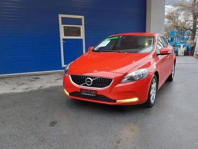 Gebraucht Volvo V40 Kinetic 150 PS (110 kW) 2017
