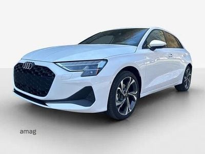 Gebraucht Audi A3 Attraction 150 PS (110 kW) 2025 Arkonaweiss Limousine