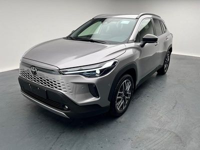 Silber Neu 2025 Toyota Corolla Cross Premium SUV | CHF 48’070 (Etwas zu teuer)