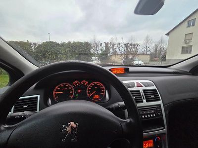 Gebraucht 2008 Peugeot 307 | CHF 1’700 (Teuer)