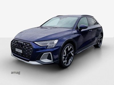 Gebraucht Audi A3 Ambiente 150 PS (110 kW) 2025 Navarrablau metallic Limousine