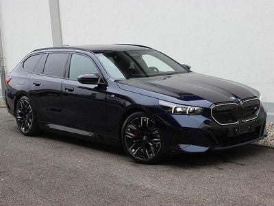 Gebraucht BMW i5 M Sport 442 kW (601 PS) 2025 Blau Kombi