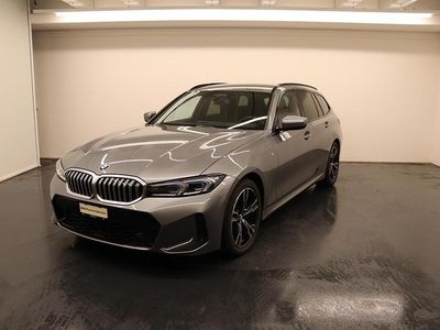 Grau Gebraucht 2024 BMW 330 Comfort Edition Kombi | CHF 54’900