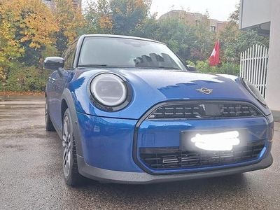 Gebraucht 2025 Mini Cooper Kleinwagen | CHF 32’900 (Guter Preis)