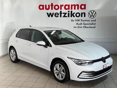 Weiss Gebraucht 2023 VW Golf VIII Style Limousine | CHF 25’600 (Guter Preis)